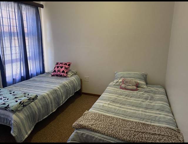 3 BEDROOM HOUSE FOR SALE IN VREDENBURG